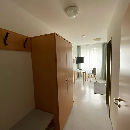 Schoenstattzentrum 3* آولندورف